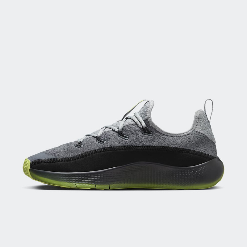 Nike LeBron TR 1 "Smoke Grey/Volt" | FJ6151-001