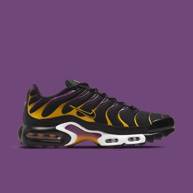 Shop the New Nike Air Max Plus "Essential Summer Nights" Now