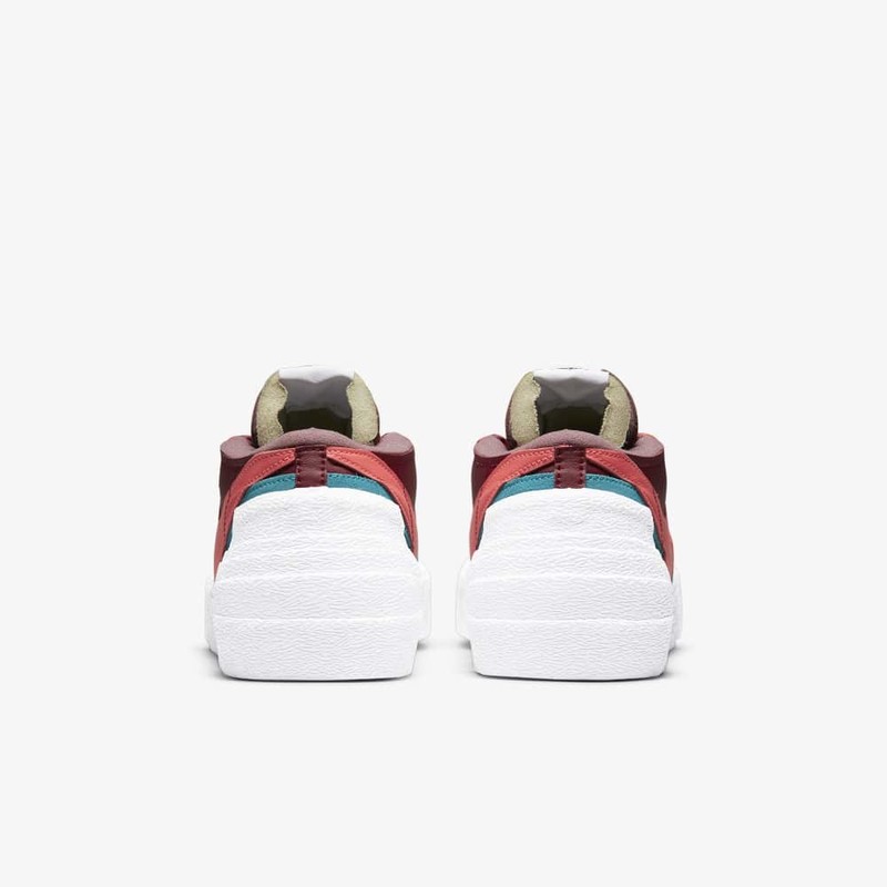 Kaws x Sacai x Nike Blazer Low Team Red | DM7901-600