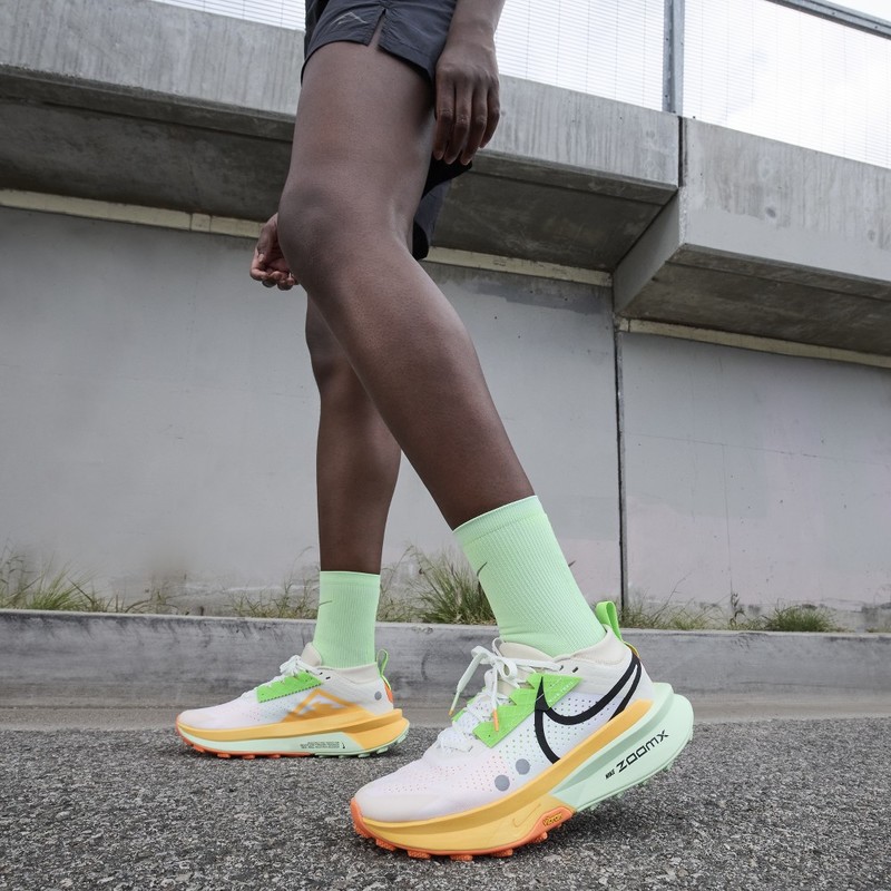 Nike Zegama Trail 2 "Laser Orange" | FD5191-100