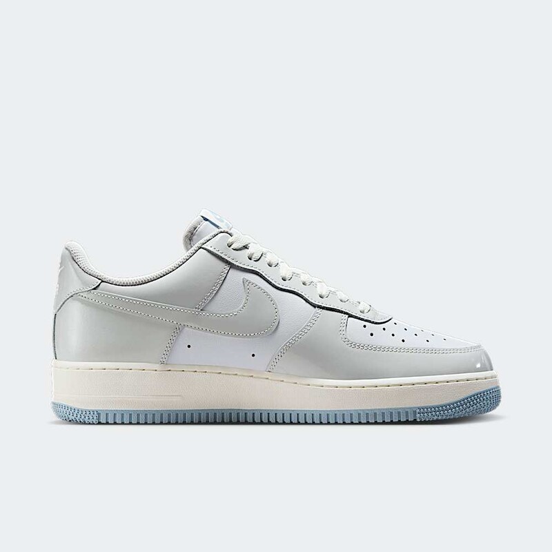 Nike Air Force 1 Low "Photon Dust" | IH4461-100