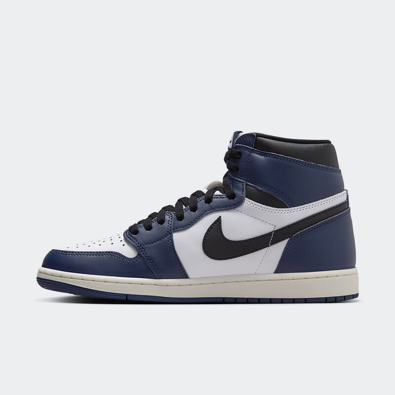 Air Jordan 1 High OG "Midnight Navy" | DZ5485-401