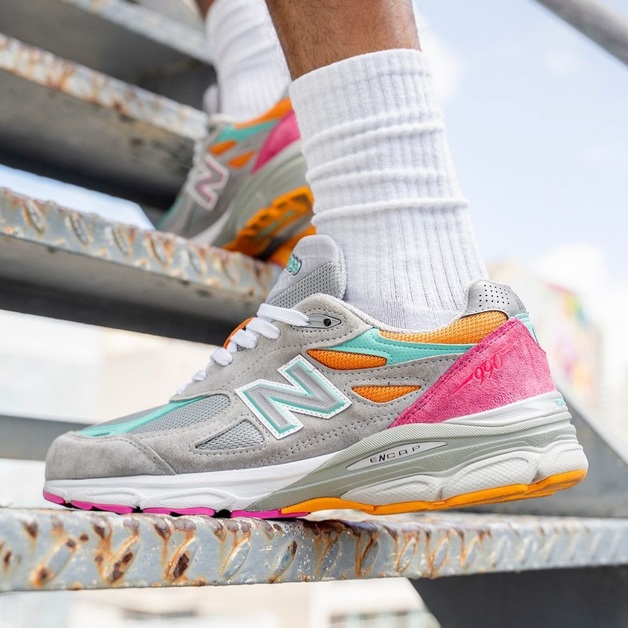 Im Mai erscheint der DTLR x New Balance 990v3 „Miami Drive“