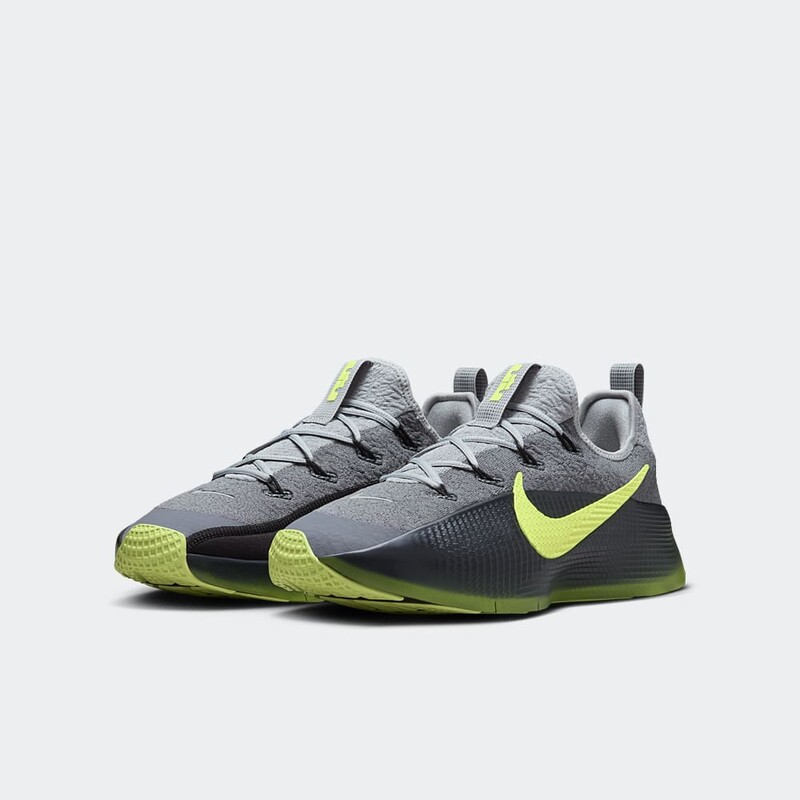 Nike LeBron TR 1 "Smoke Grey/Volt" | FJ6151-001