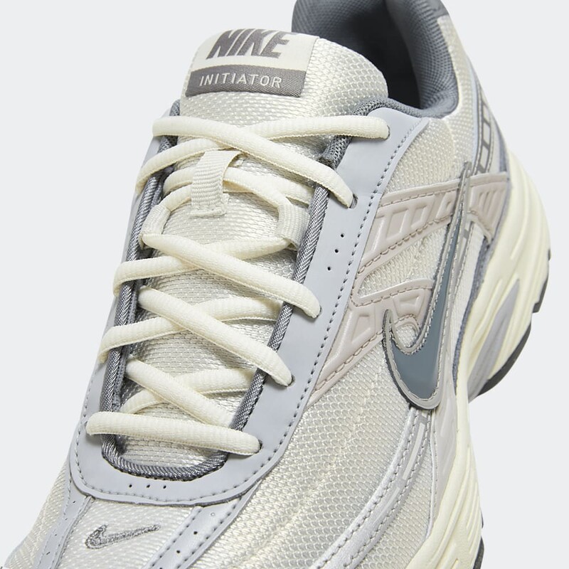 Nike Initiator "Light Bone Grey" | HQ1179-001