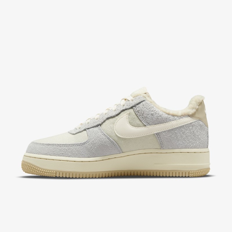 Nike Air Force 1 Sherpa Fleece | DO7195-025