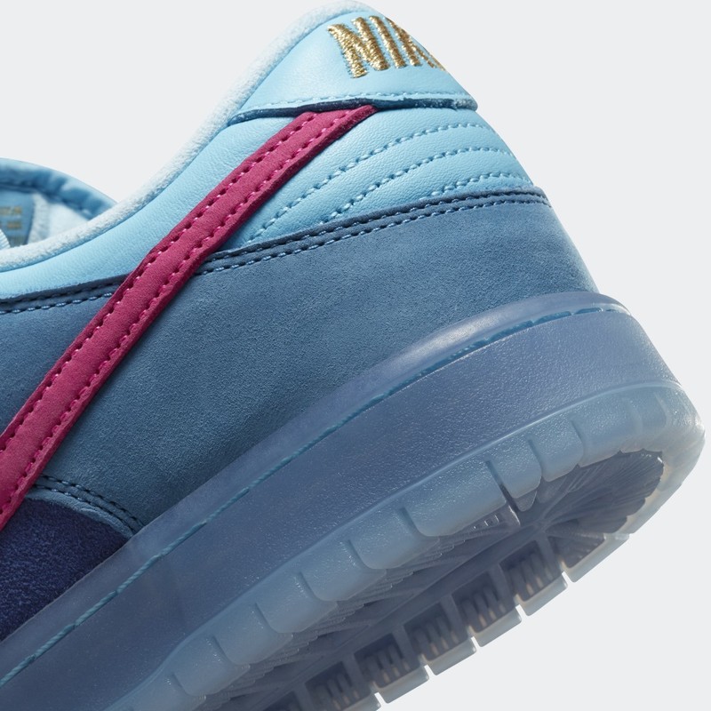Шикарные женские кроссовки multi nike air max 270 светло-розовые x multi Nike SB Dunk Low "Deep Royal Blue" | DO9404-400