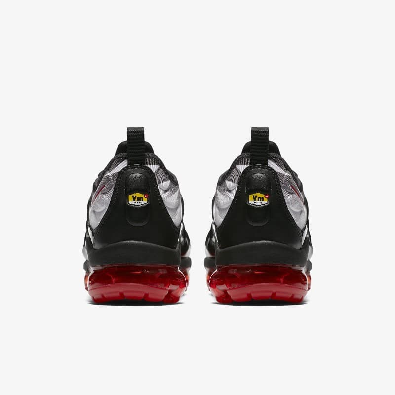 Nike Air Vapormax Plus Black/Red | AQ8632-001