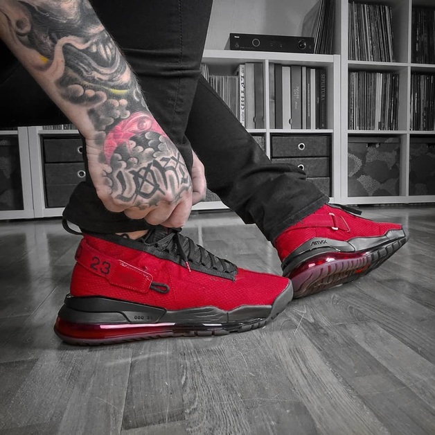 Top 10: Abgefahrene rote Sneaker für den Alltag