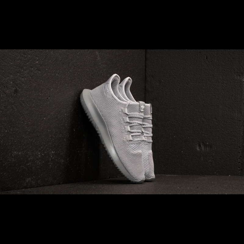 Adidas tubular outlet shadow vs yeezy