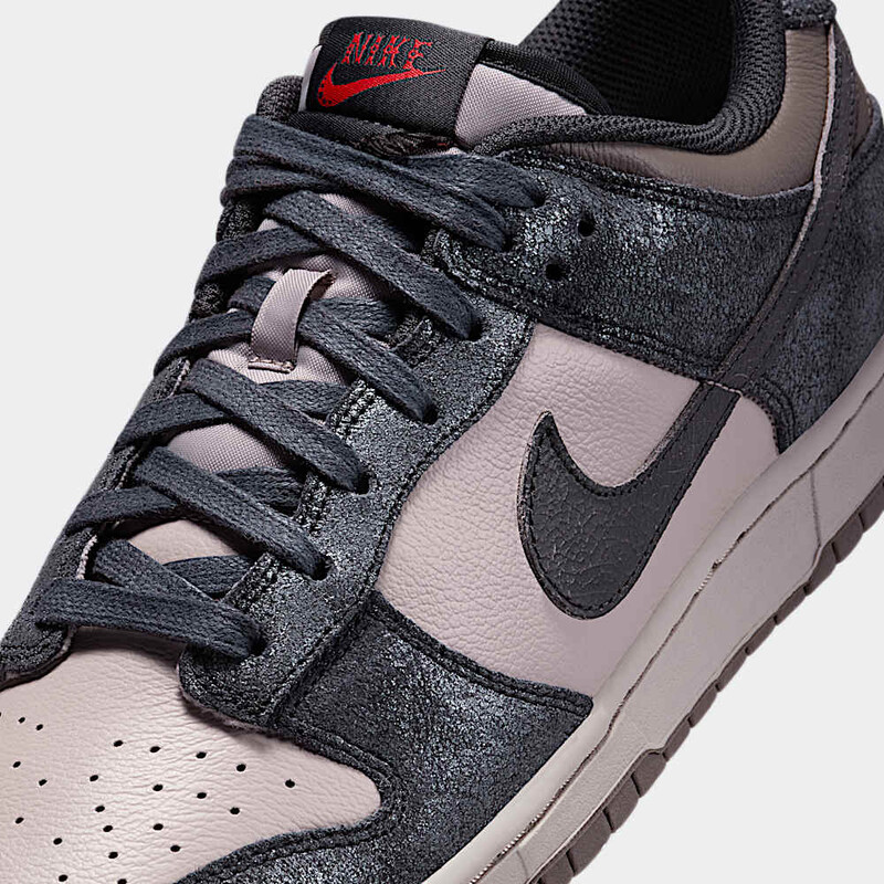 Nike Dunk Low NYC "CBGB" | IB2258-001