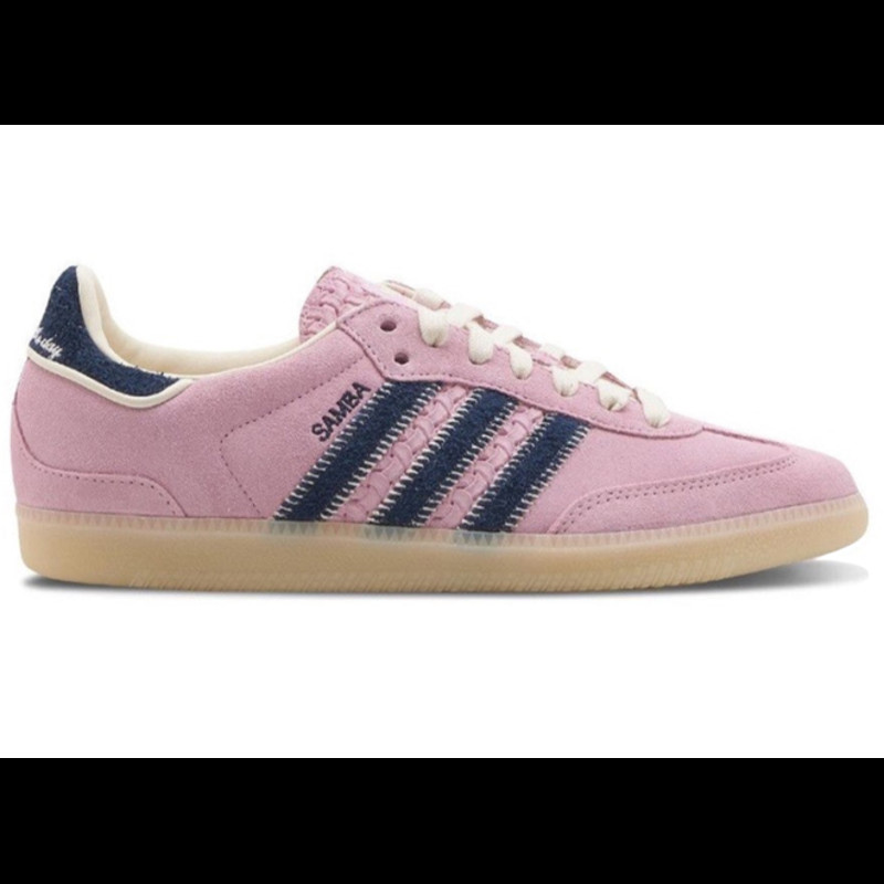 Adidas shoes hotsell womens pink jeans