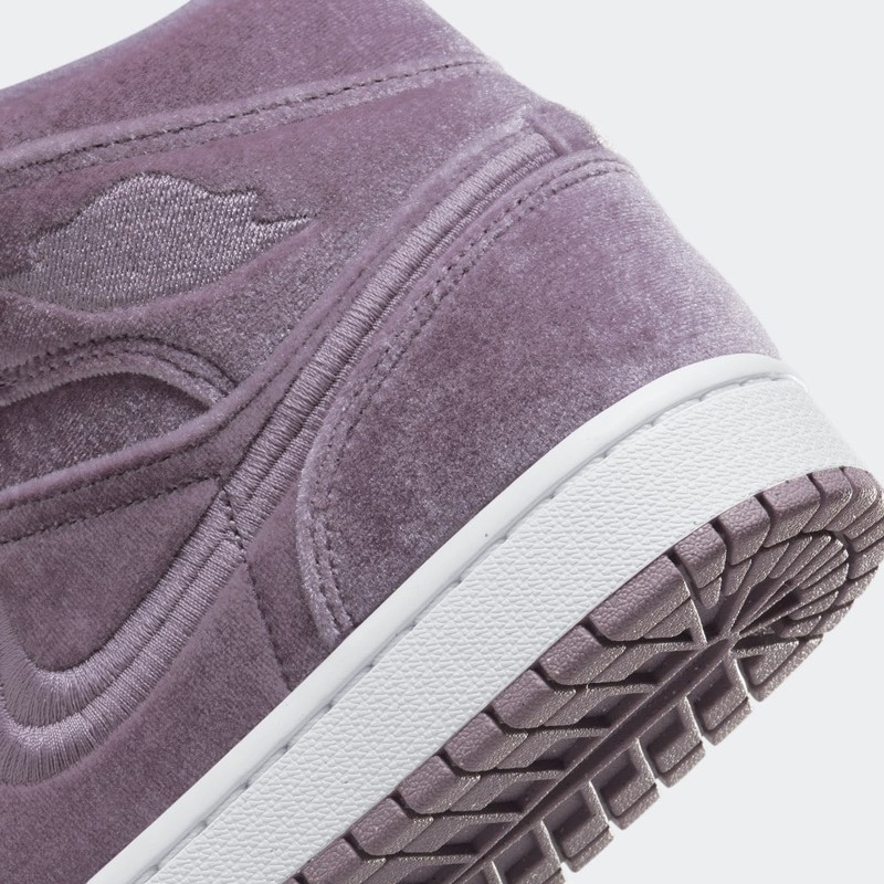 Air Jordan 1 Mid SE Purple Velvet | DQ8397-500