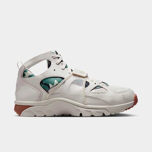 Corteiz x Air Trainer Huarache "Light Bone" | FQ8793-002