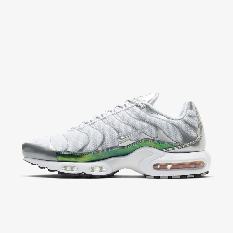 Nike Air Max Plus Metallic Silver | CW2646-100