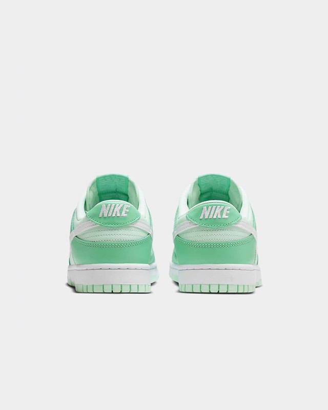 Nike Dunk Low "Mint Foam" | DJ6188-301