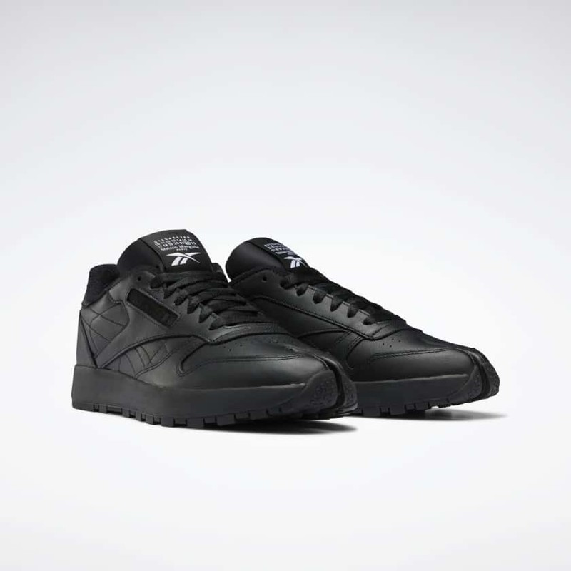 Maison Margiela x Reebok Classic Leather Tabi Black | H04864