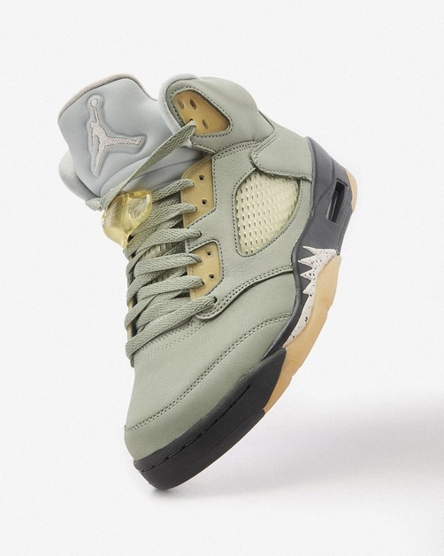 A New Air Jordan 5 "Jade Horizon" for Winter 2021