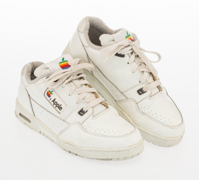 Apple Computer Sneaker für fast 10.000 US-Dollar auf Heritage Auctions verkauft