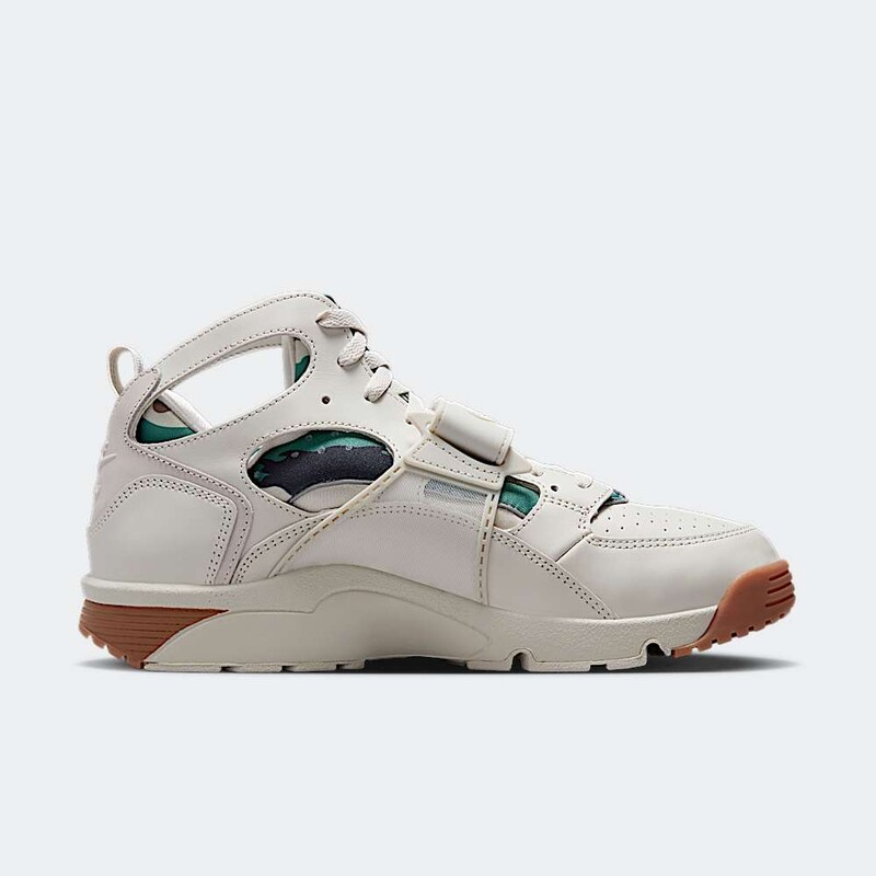 Corteiz x Air Trainer Huarache Light Bone FQ8793 002 Grailify