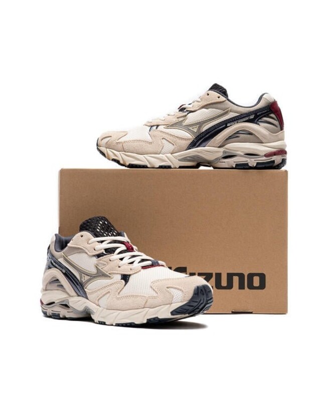 Mizuno Wave Rider 10 Yokai "Beige" | D1GA247301