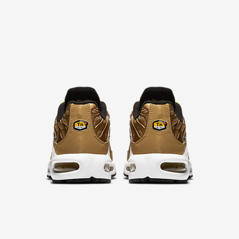 Nike Air Max Plus TN Metallic Gold | 887092-700