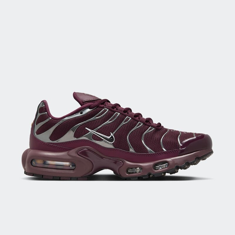 Nike Air Max Plus SE "Night Maroon" | HJ9743-600