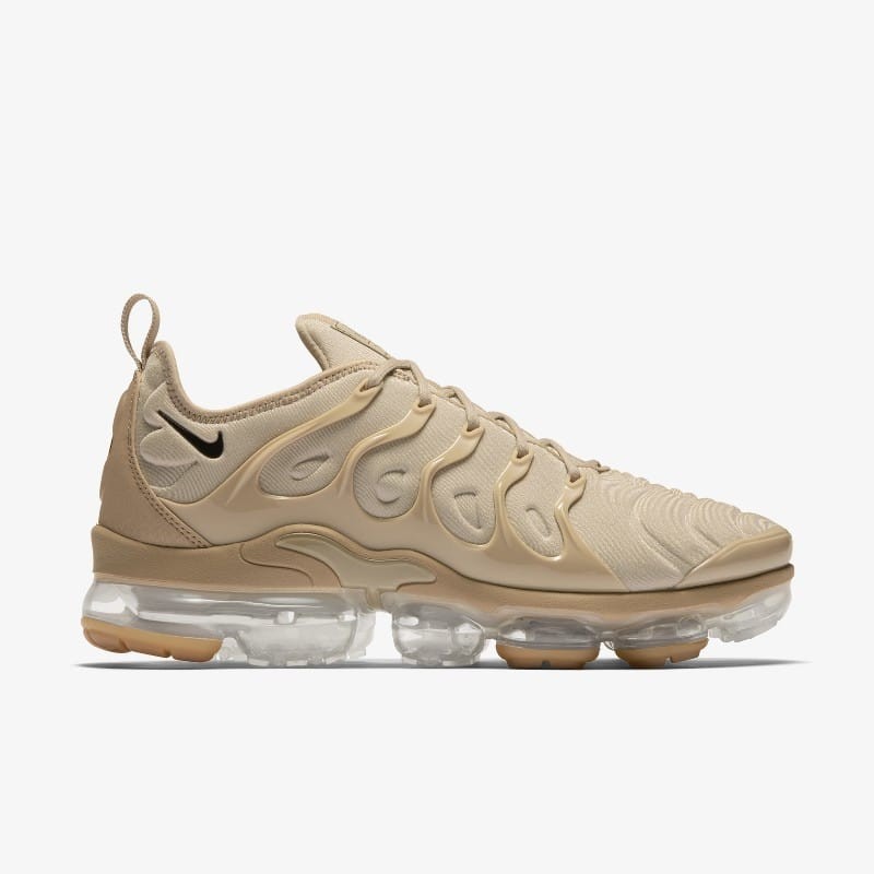 vapormax plus sales