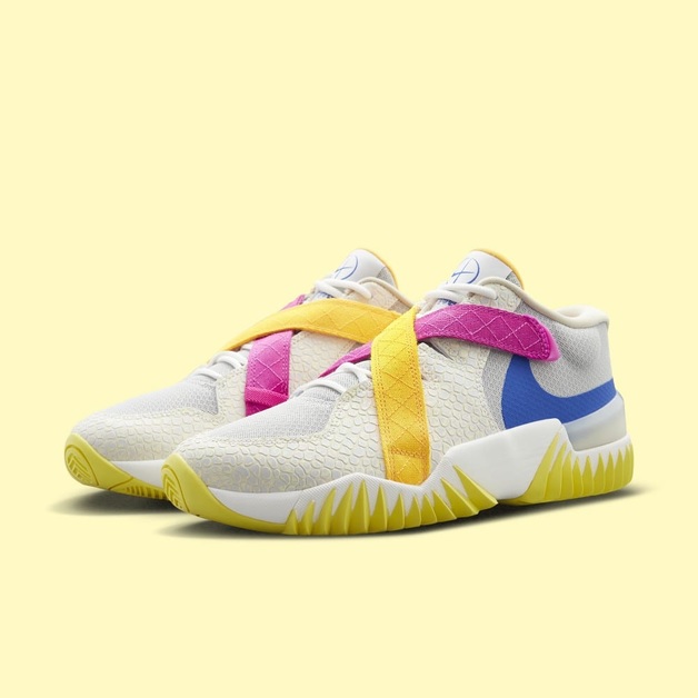 Der Nike Zoom Court Dragon erscheint mit zweifarbigen Riemen
