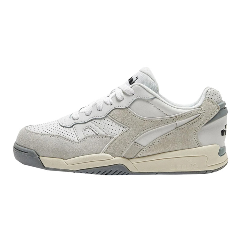 Outlet diadora on outlet line