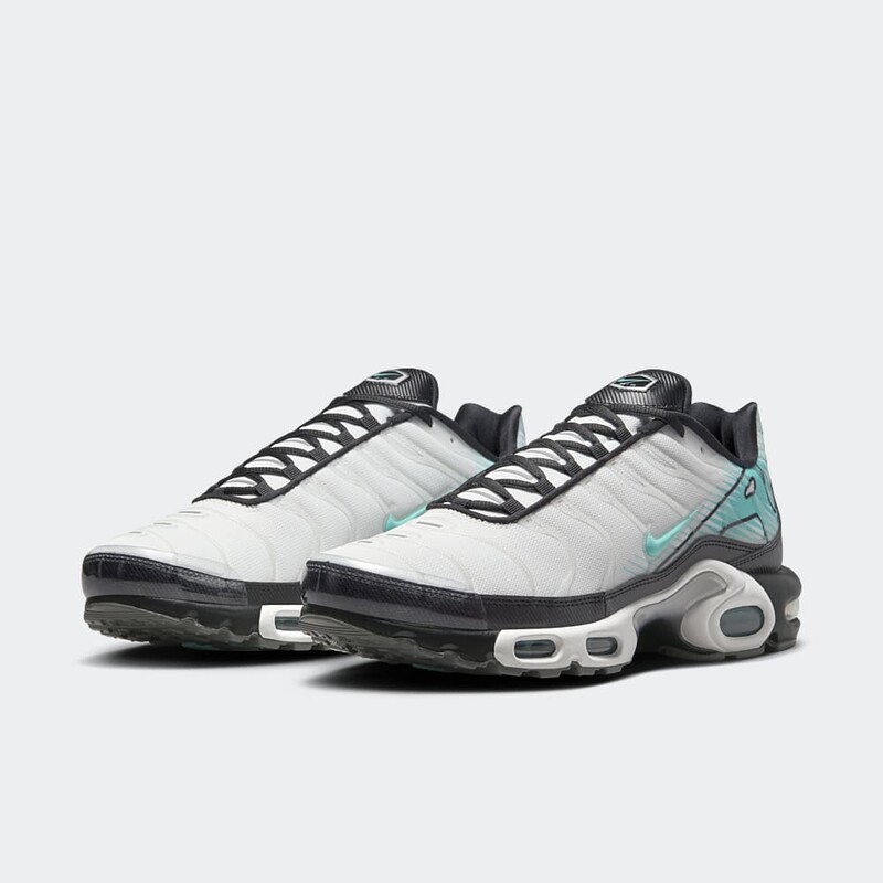 Nike Air Max Plus "Mercurial Vapor" | HV6225-100