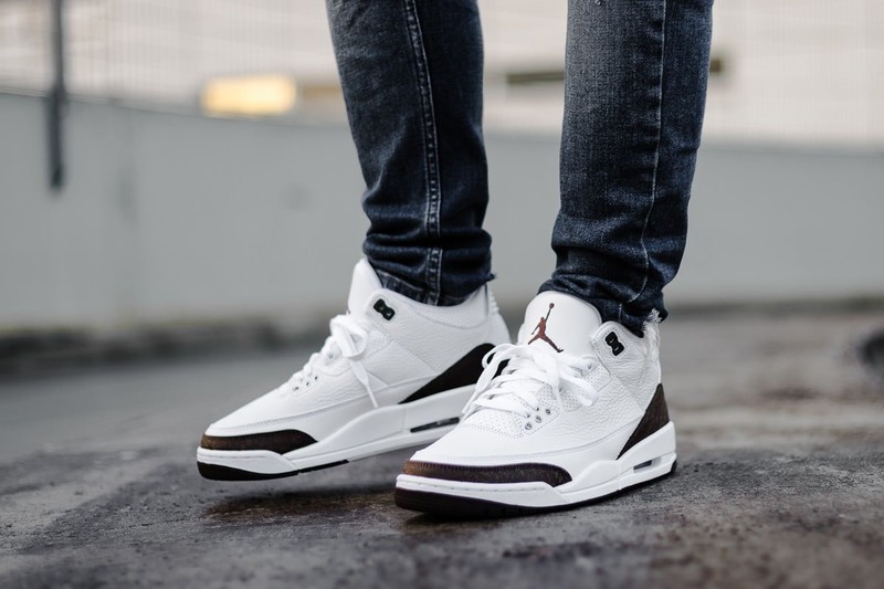 Air Jordan 3 Mocha | 136064-122