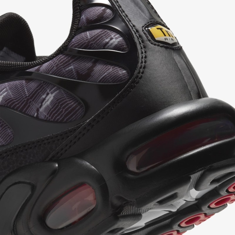 Nike Air Max Plus Topography | DJ0638-001 | Grailify