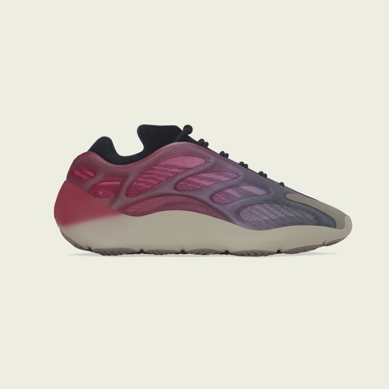 adidas Yeezy 700 V3 Fade Carbon | GW1814