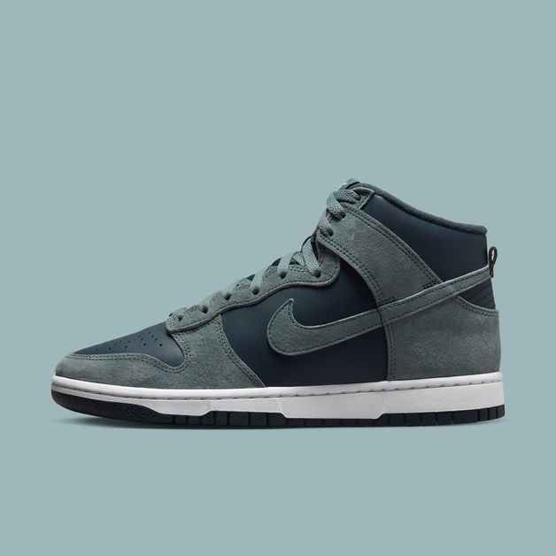 Ein Hauch von Wildleder deckt den Nike Dunk High „Teal Suede“