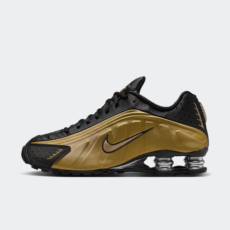 Nike Shox R4 "Black/Metallic Gold" | AR3565-005