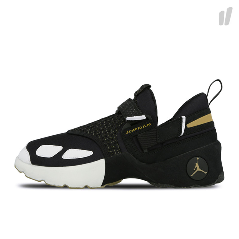 Jordan on sale trunner 219