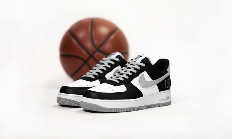 Nike Air Force 1 EMB | CT2301-001