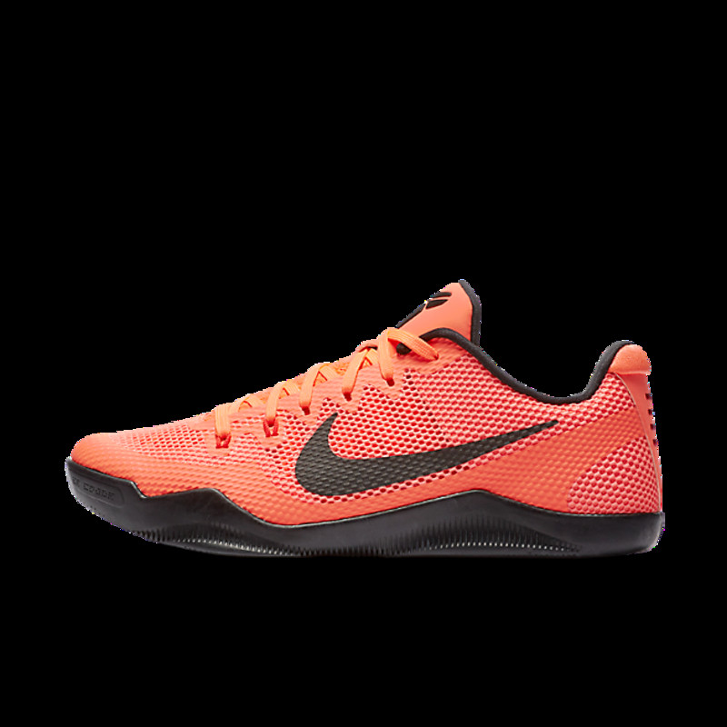 Kobe 11 hotsell em low barcelona