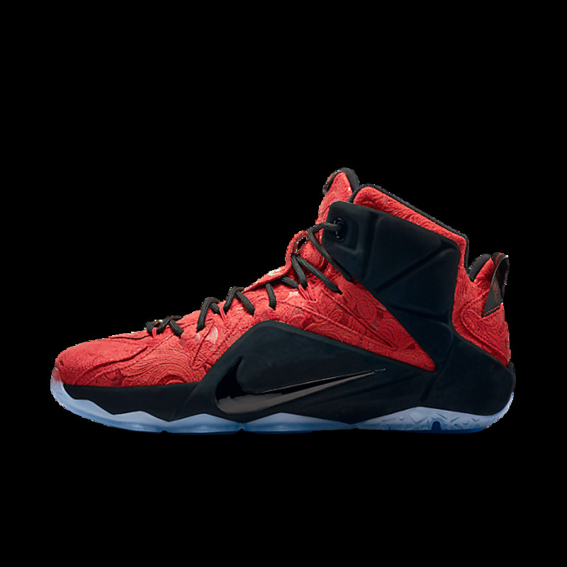 Lebron 12 on sale kings cloak