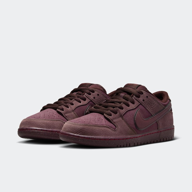 Nike SB Dunk Low "City of Love Red" | FN0619-600