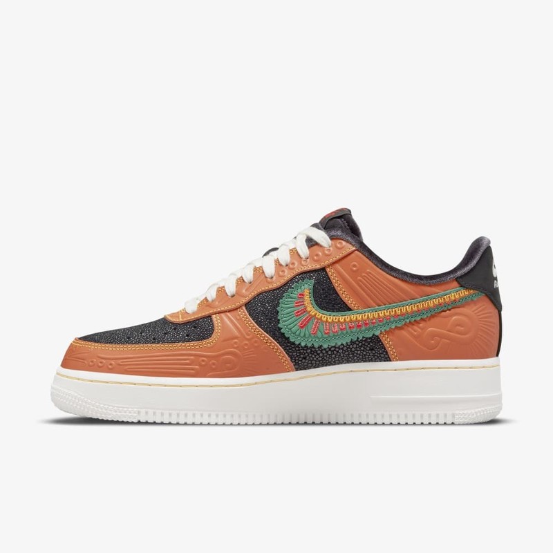 Nike Air Force 1 Low 'University Blue Black' (GS) FN3810-400