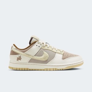 Nike Dunk Low Year Of The Rabbit Chenille | FD4203-211