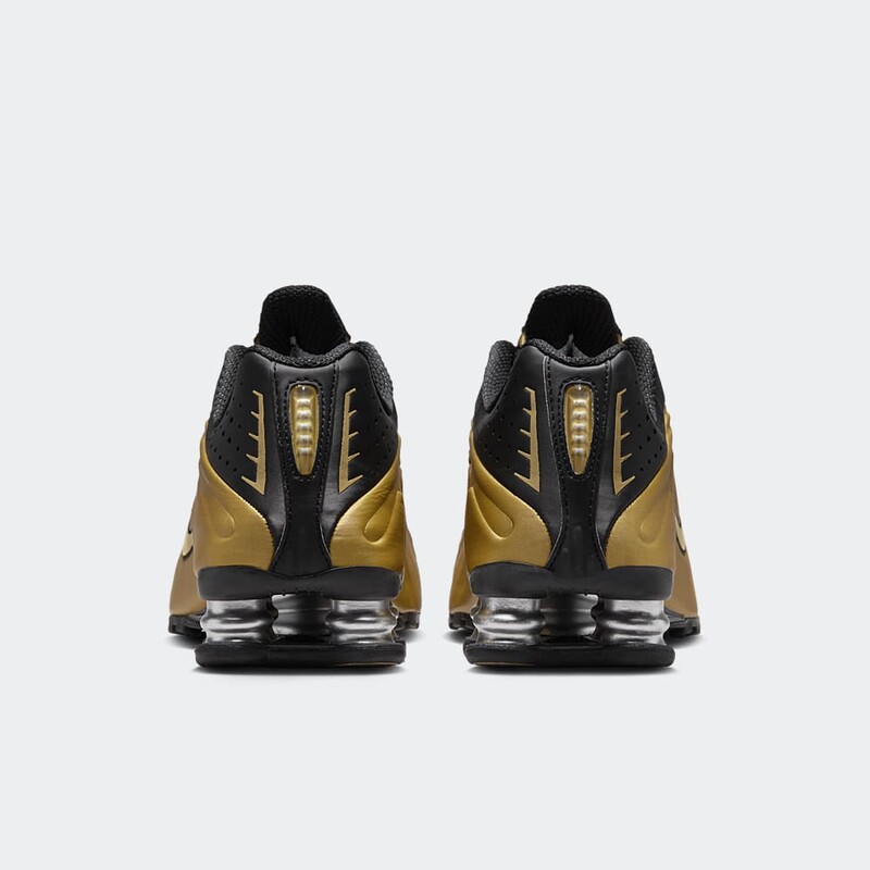 Nike Shox R4 "Black/Metallic Gold" | AR3565-005