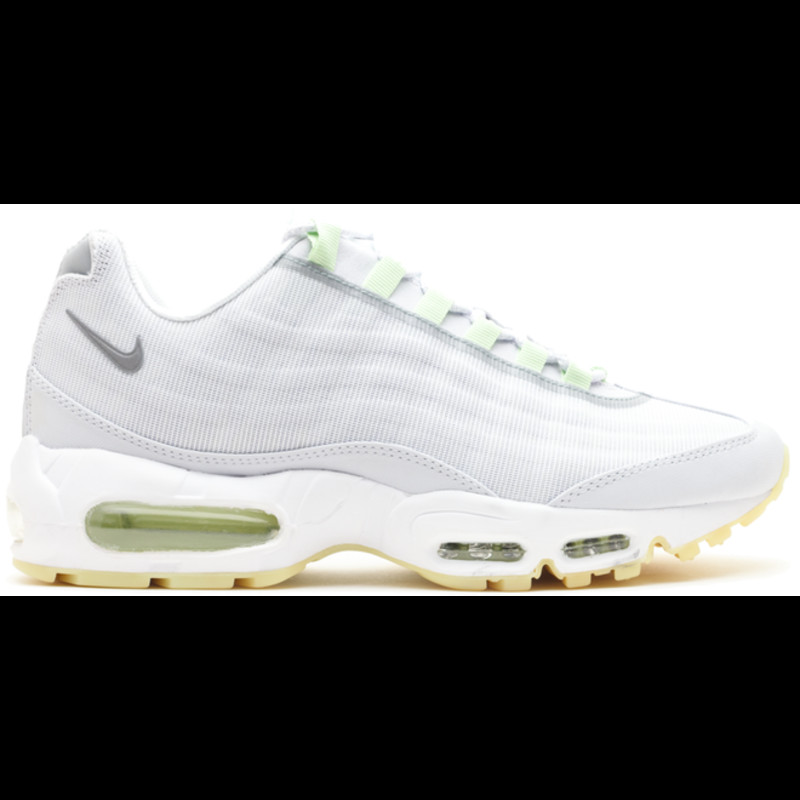 Nike air max on sale 95 taped white