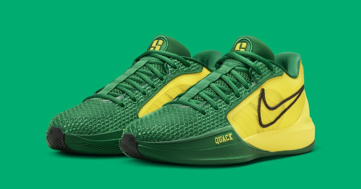 Official Pictures of the Nike Sabrina 1 "Oregon Ducks"