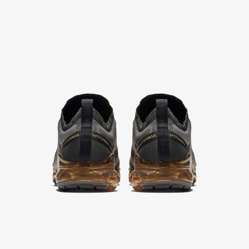 vapormax 2019 black metallic gold