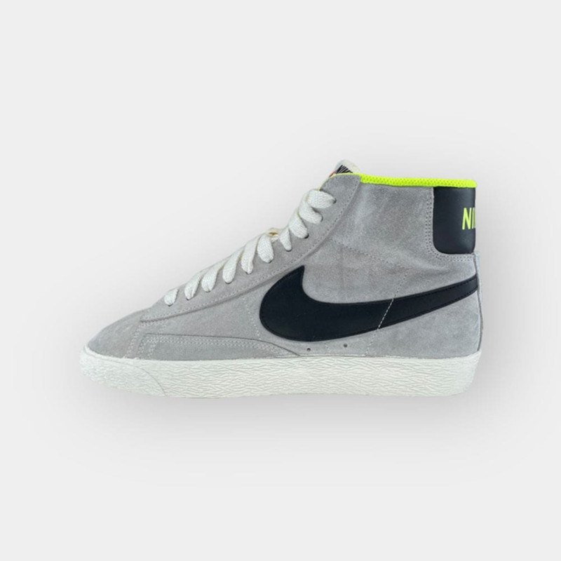 Nike Blazer nike air wild white hair black dress code | 518171-011