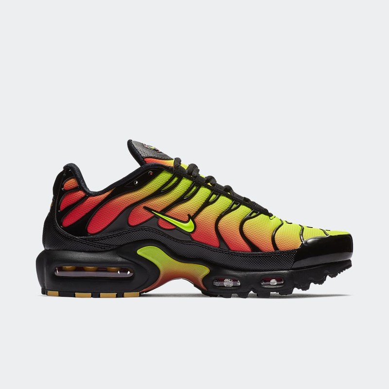 Nike Air Max Plus TN SE Volt Solar Red AQ9979 001 Grailify