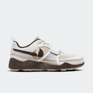 Travis Scott x Nike Zoom Field Jaxx "Light Chocolate" | HQ3073-100